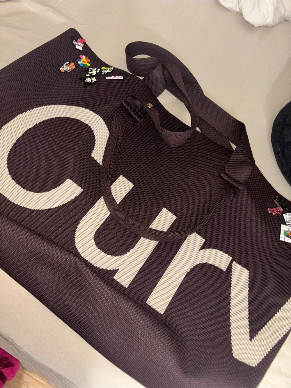 Curves tote